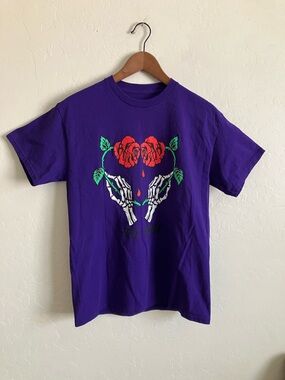 The End Popular Poison Shirt Womens Medium Purple